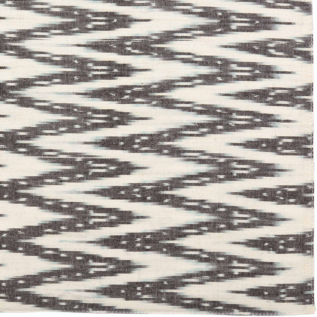 Alexis Placemat Set of 6-12x18