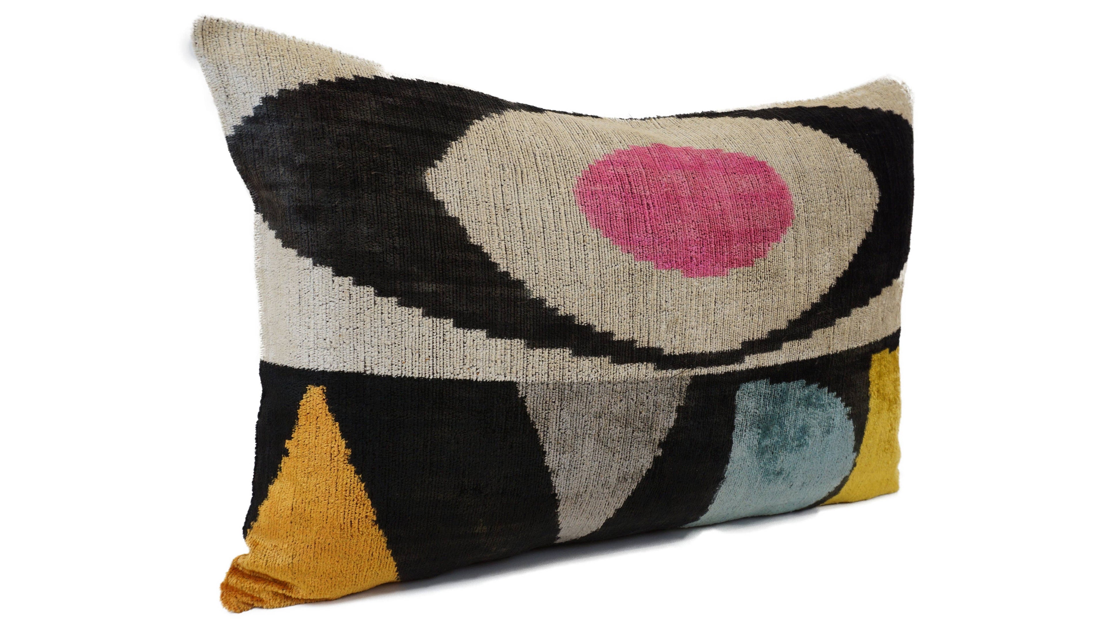 EGYPTIAN EYES- IKAT SILK/VELVET PILLOWCASE 16"x24"