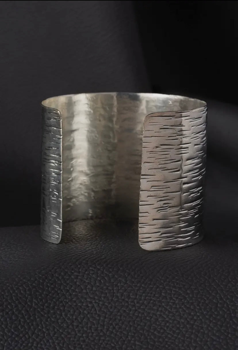 Classic Silver Cuff-Silver textu : One