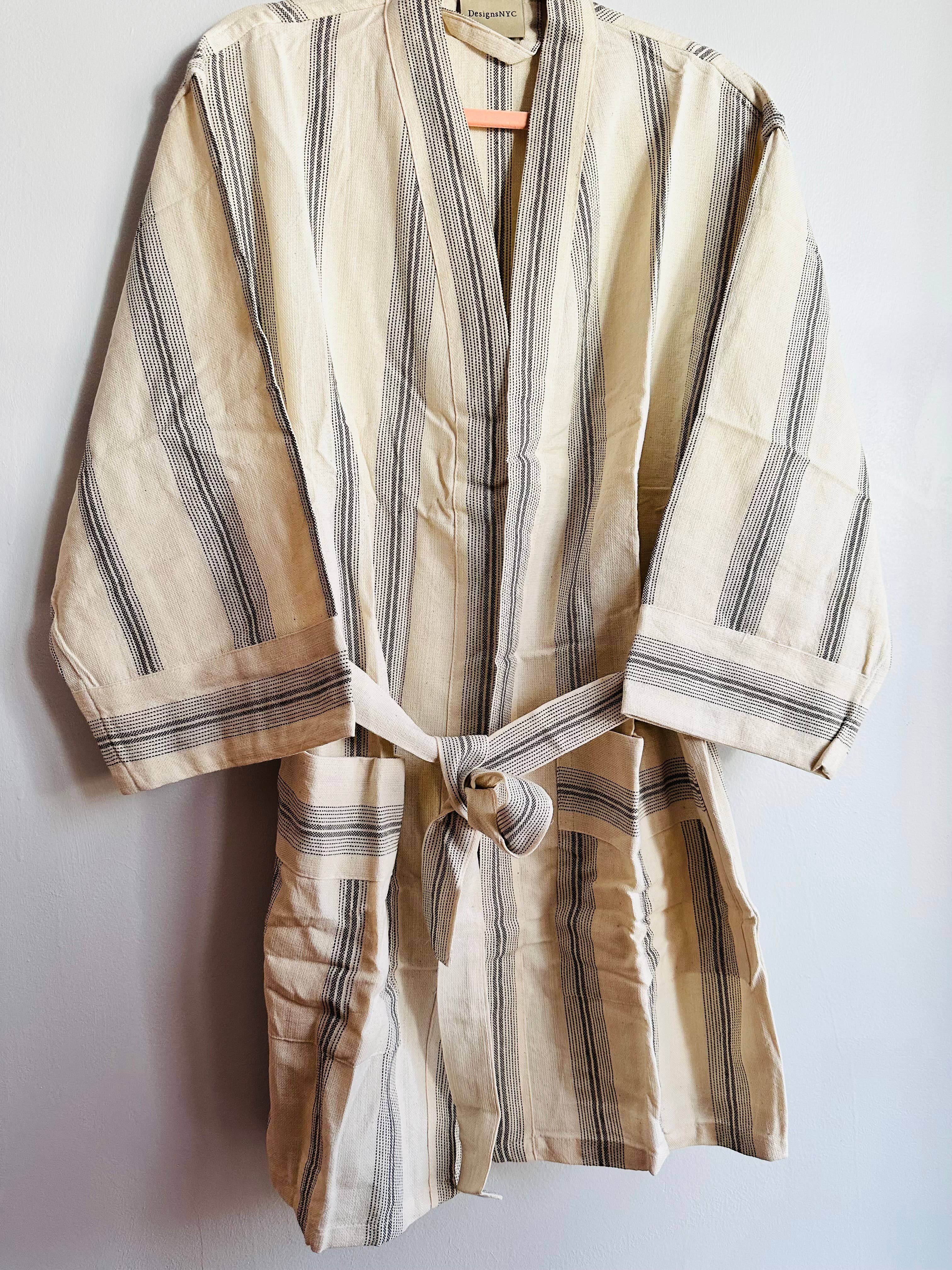Handwoven striped pattern short bathrobe, loungewear, Gray