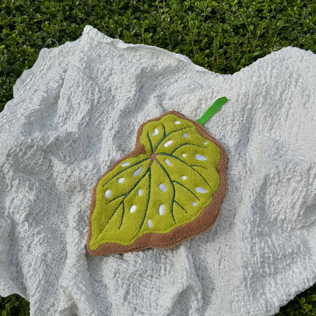 Earth Tone Leaf Hanging Hand Towels – Set of 3 or Individual