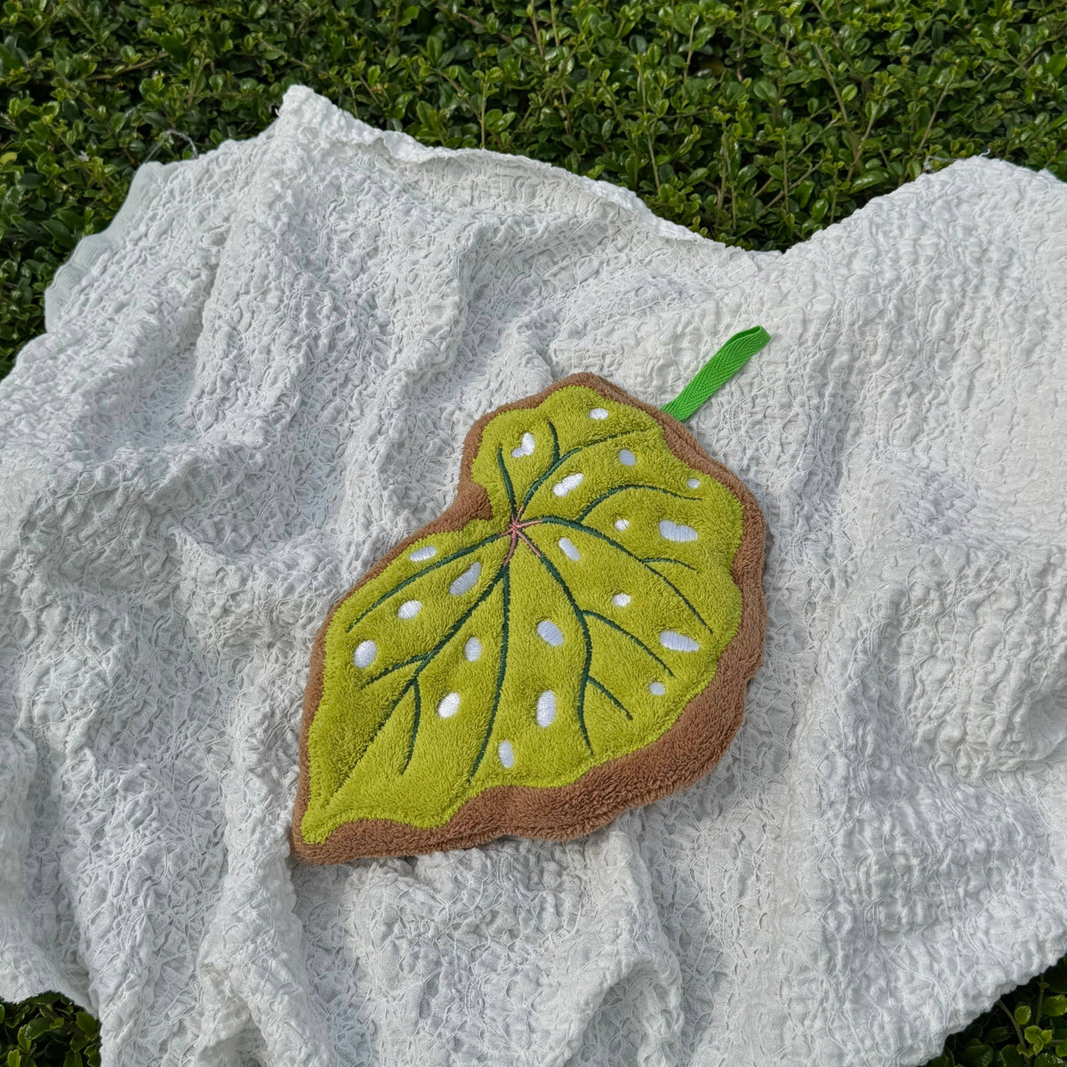 Earth Tone Leaf Hanging Hand Towels – Set of 3 or Individual
