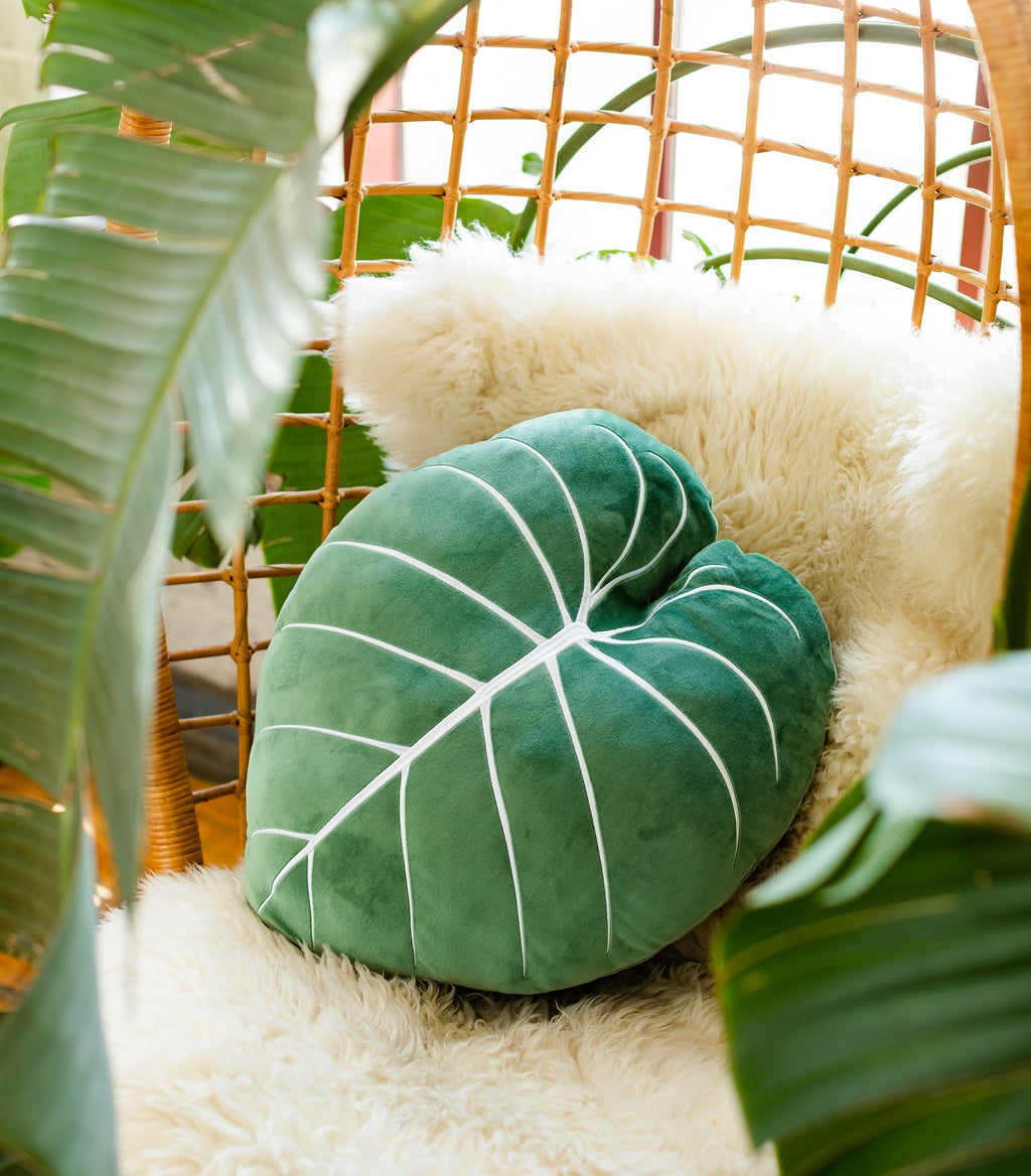 Philodendron Gloriosum Leaf Pillow - Moody Green