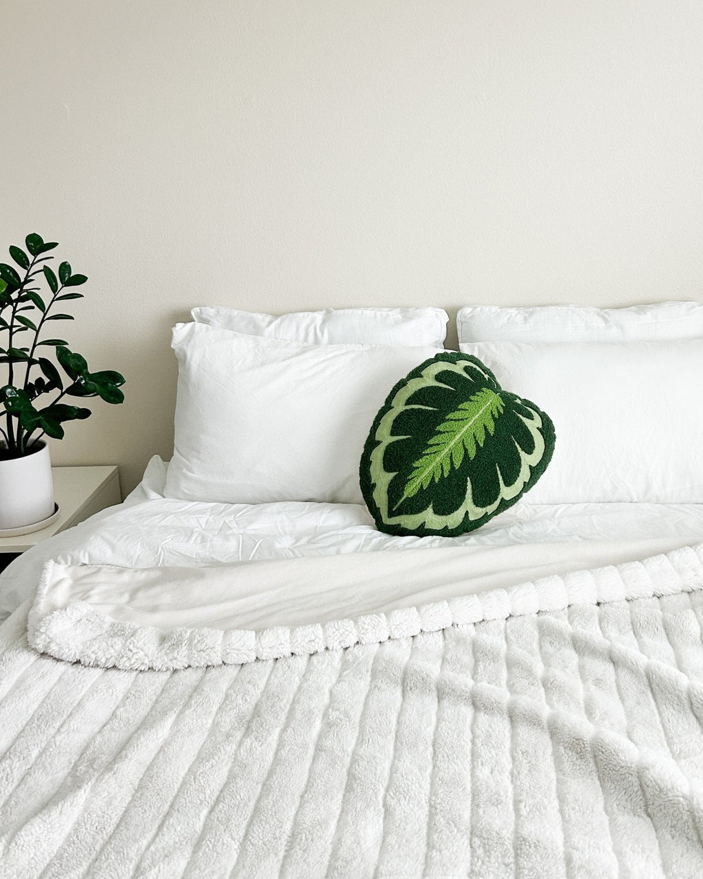 Tufted Calathea Medallion Leaf Pillow